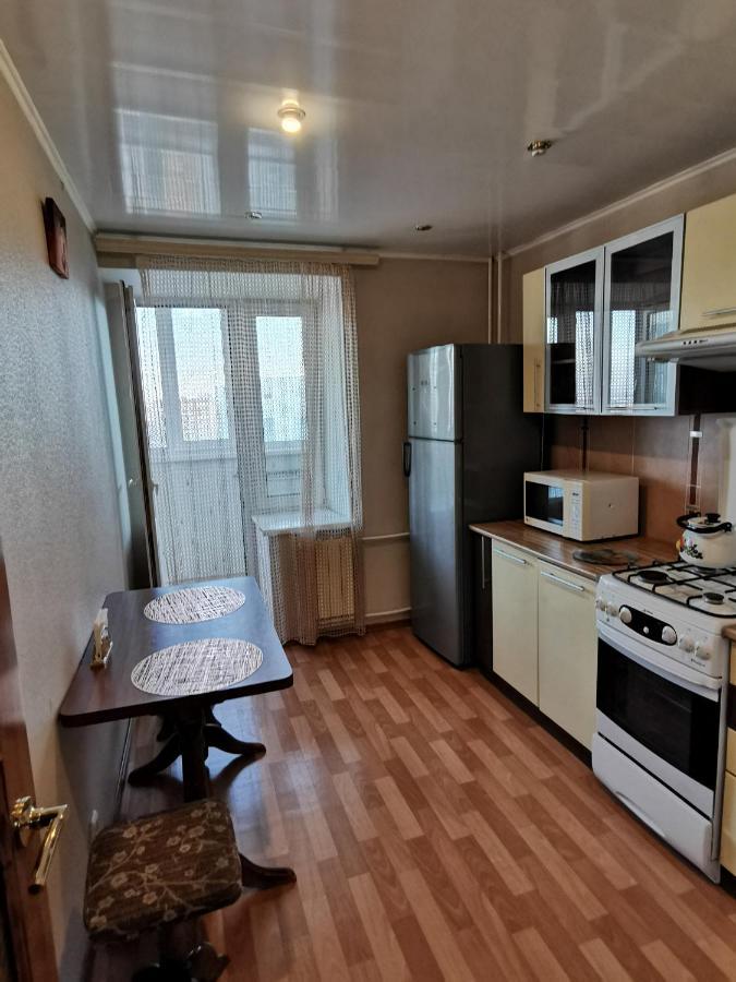 1 Комнатная Квартира В Самом Центре С Видом На Сквер コスタナイ エクステリア 写真